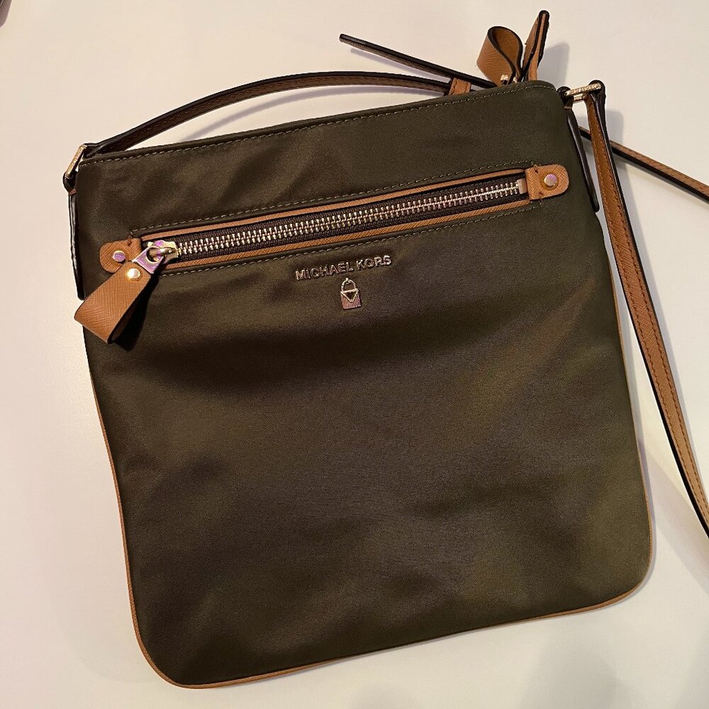 michael kors crossbody bag